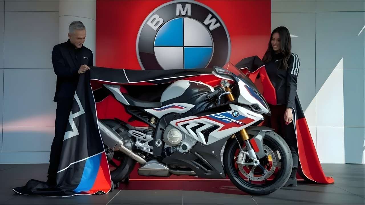 BMW S 1000 RR 2026 Launched with Refined Engine, Aggressive Styling and Advanced Tech