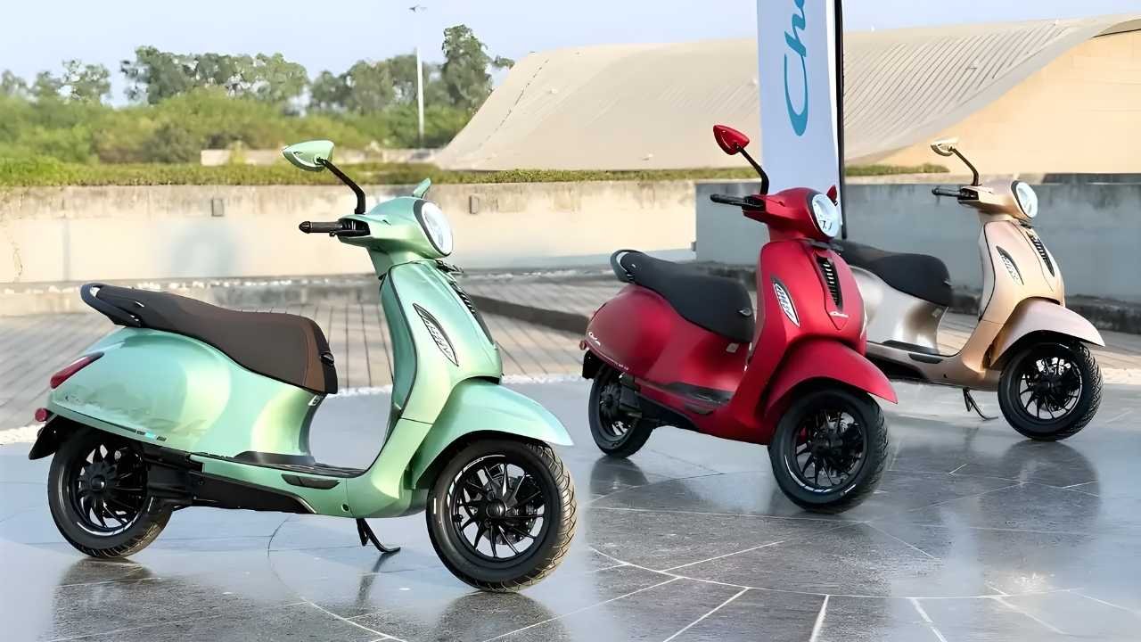 Bajaj Chetak 2026 Unveiled 153 km Mileage, Smart Tech, and Sturdy Metal Body