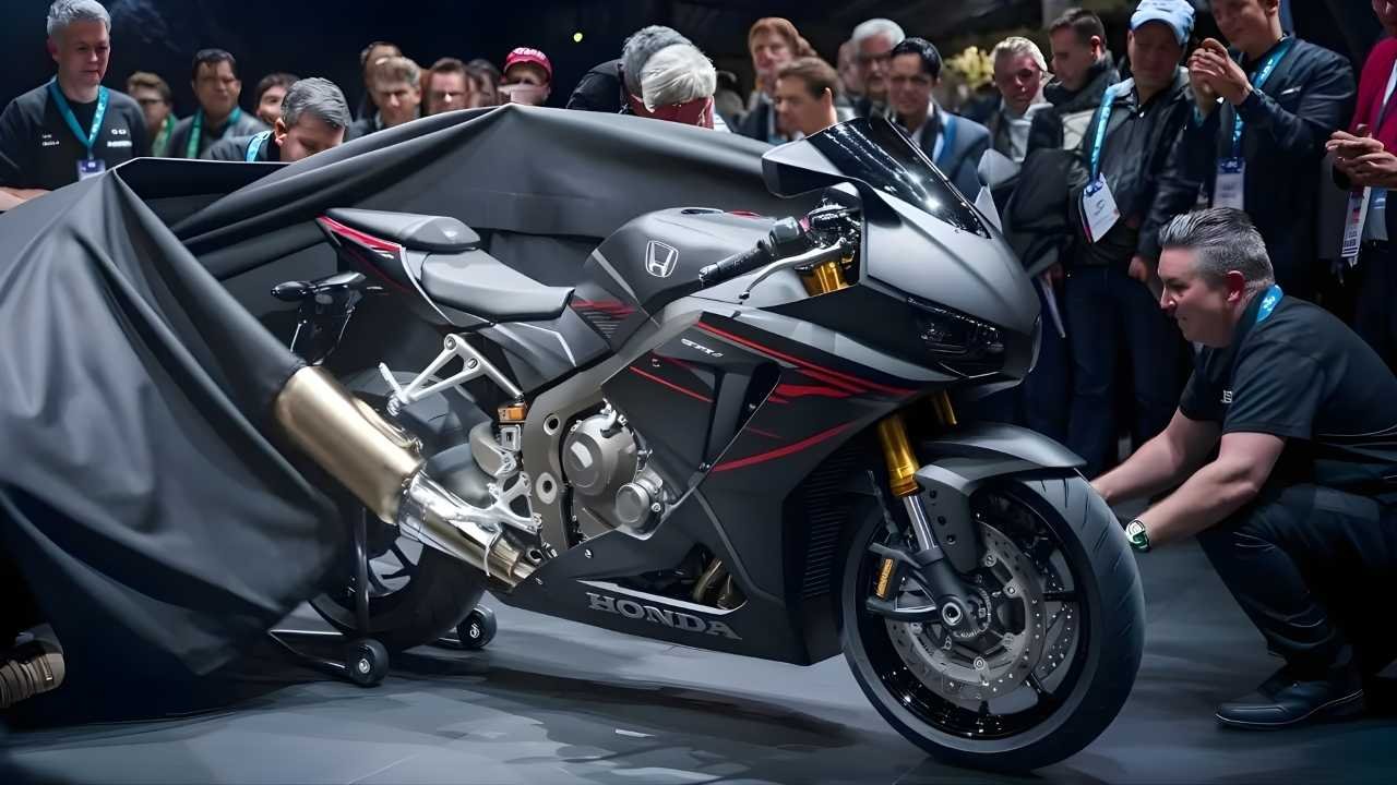 Honda CBR1100XX 2026 Unveiled Featuring Smoother Engine and Iconic Styling Updates