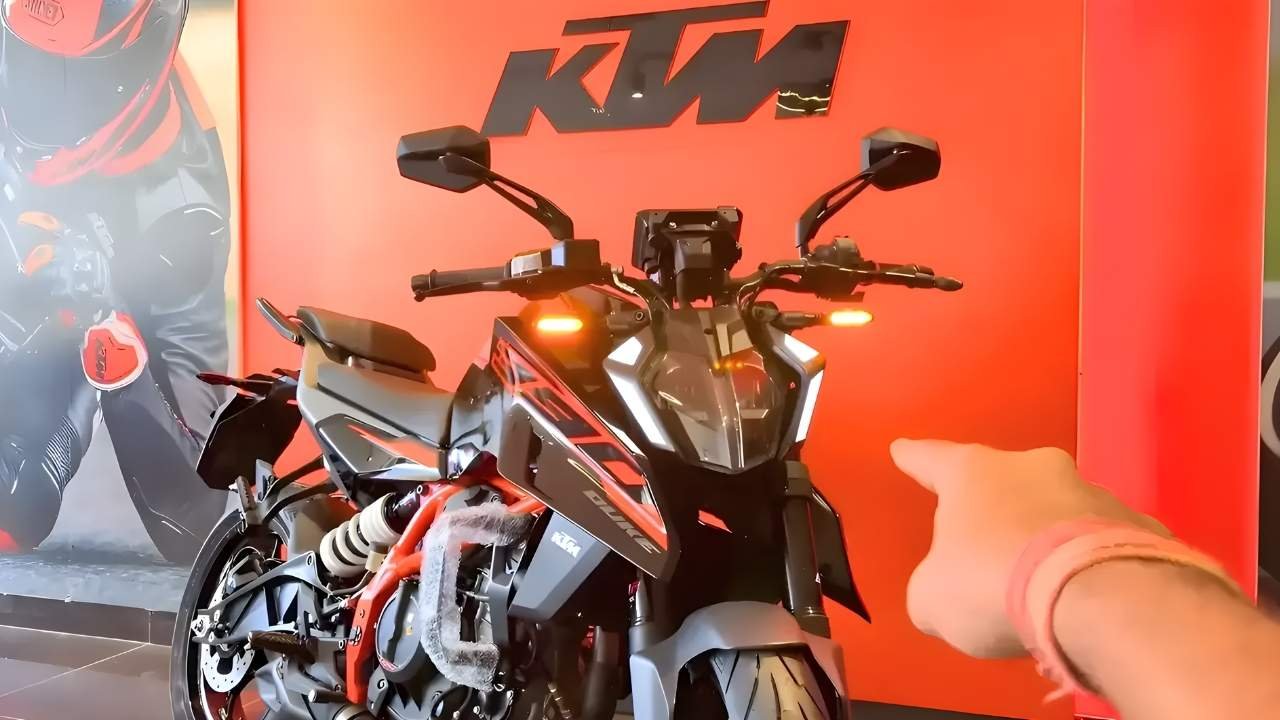 KTM 390 Duke 2026 Debuts with 398cc Engine and 25-30 kml Mileage in India