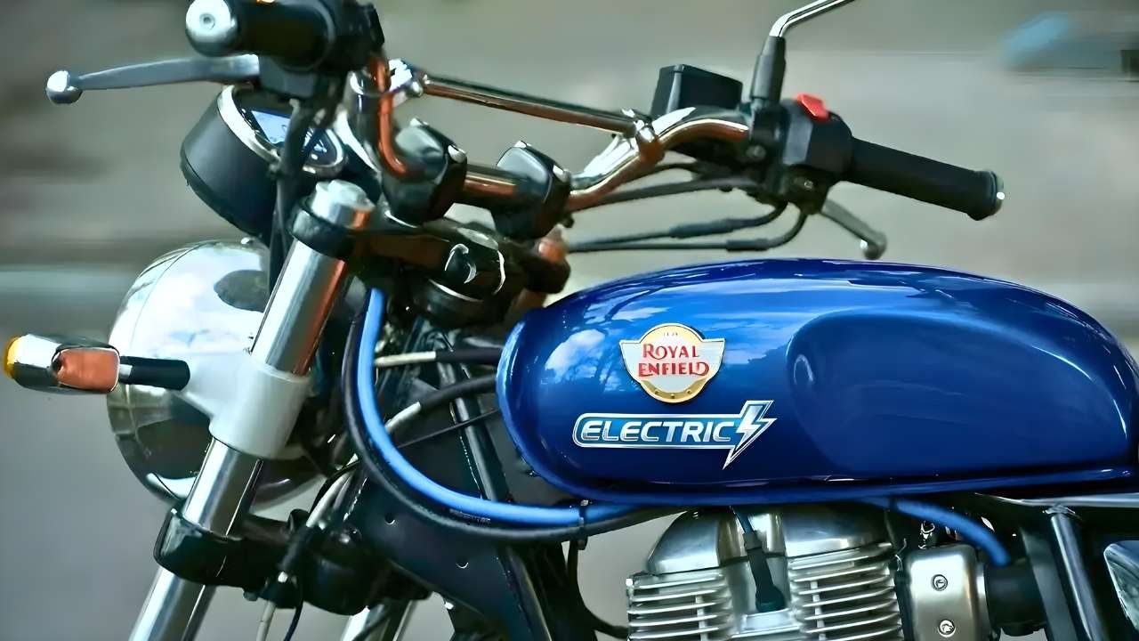 Royal Enfield Flying Flea C6 Launched with 160km Range, Retro Design & Smart Electric Tech, Price ₹2-3 Lakh