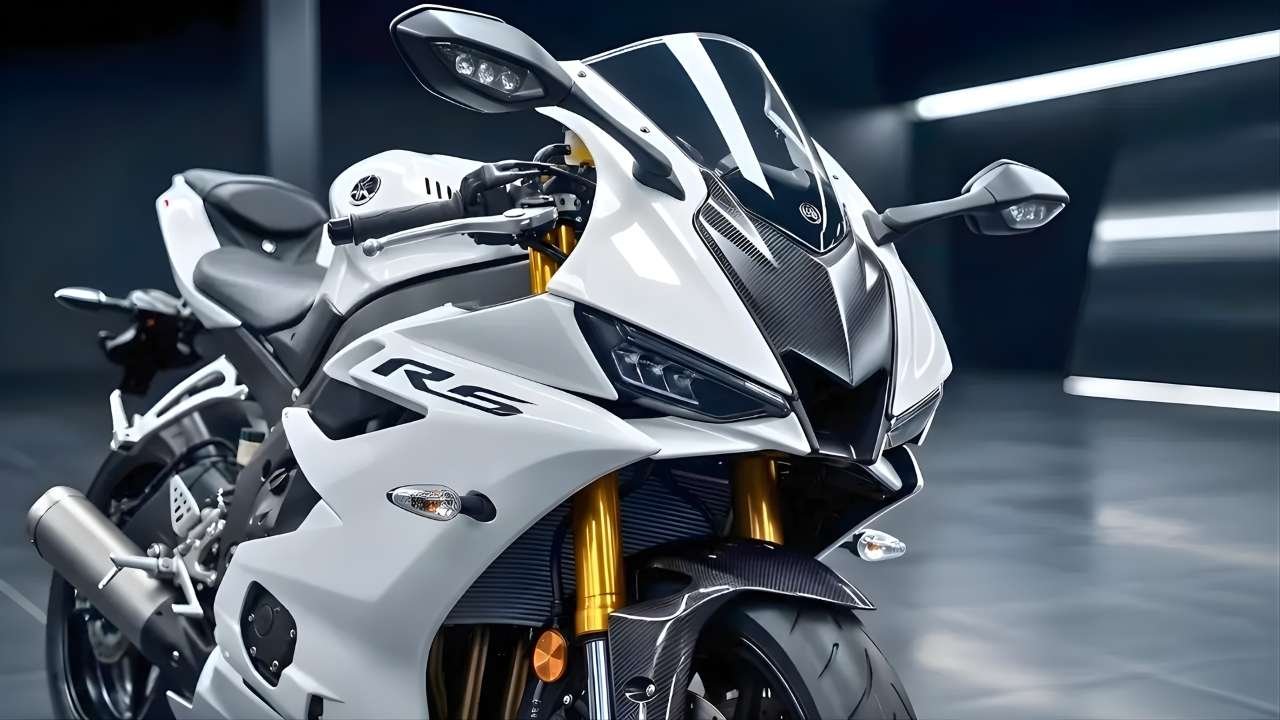 Yamaha R15 V5 2026 Launched at ₹1.85 Lakh with 155cc VVA Engine & 19.5PS Power